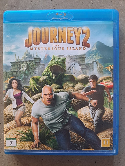 Journey 2 the mysterious island bluray