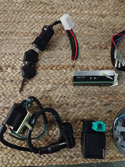 Product image 2 of 3