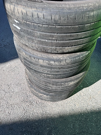 Goodyear eagle f1 285/40r21 4kpl