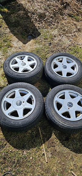 Opel alumiinivanteet renkailla