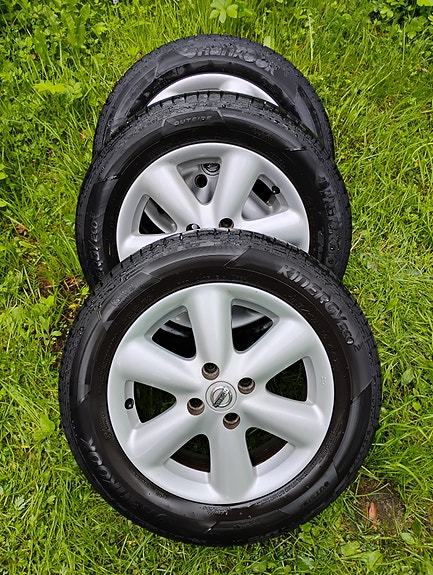Hankook Kinergy Eco 2 -kesärenkaat aluvanteilla.