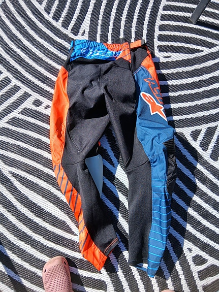 Product image 2 of 9