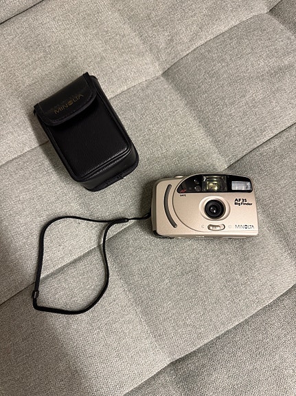 Minolta AF35 Big Finder 35 filmikamera korjattavaksi tai varaosiksi