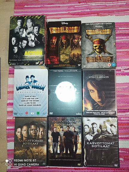 DVD boxit