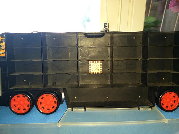 Product image 2 of 9