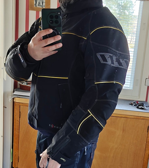 Product image 2 of 9