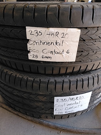 235/45r20 100t Continental kesärengas pari