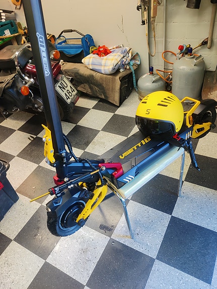 Product image 8 of 9