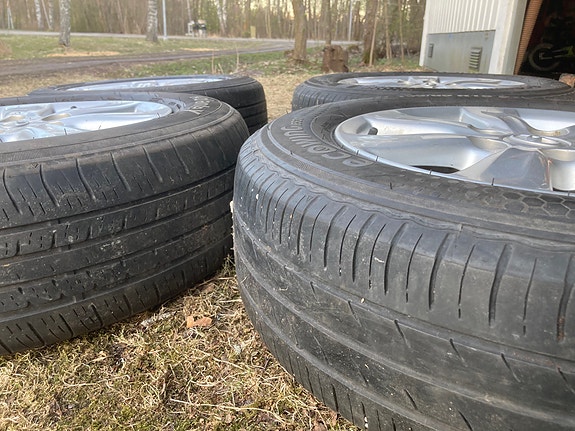 Toyota alumiinivanteet ja kesärenkaat