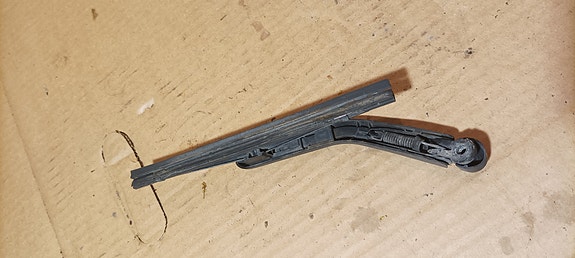 Volvo S 40, V 40 ajovalon pyyhkimen varsi oikea puoli