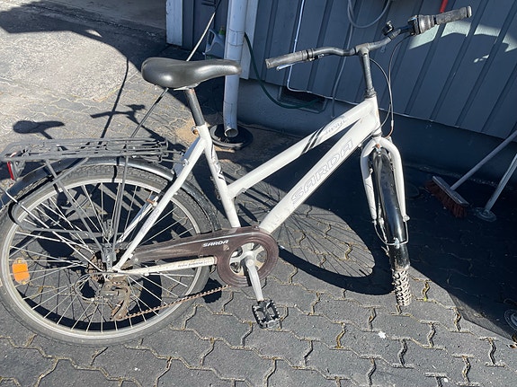 Sarda swan 6 v 26 tuumaa