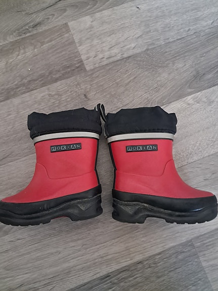 Nokian kumisaappaat koko 21