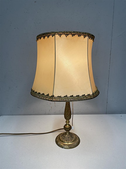 Vintage Klassinen pöytävalaisin messinki