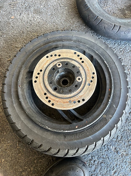 Product image 3 of 6