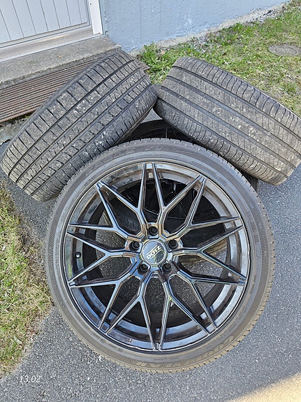 Product image 3 of 9