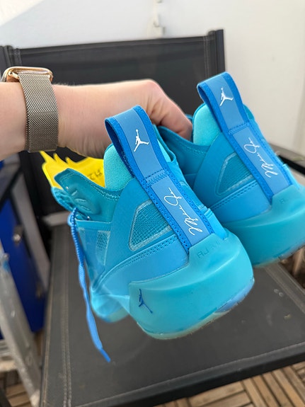 Product image 3 of 9