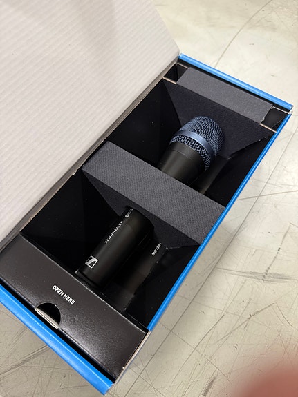 Sennheiser e935 mikrofoni laulukäyttöön