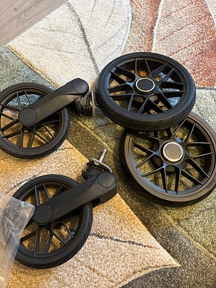 Product image 9 of 10