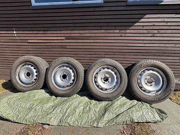 16” talvirenkaat vanteilla