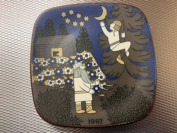 Arabian vuoden 1987 Kalevala -vuosilautanen