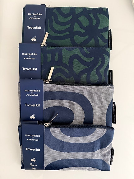 Marimekko for Finnair Travel Kit -toilettilaukku