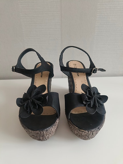 Kiilakorko sandaalit, Koko: 38