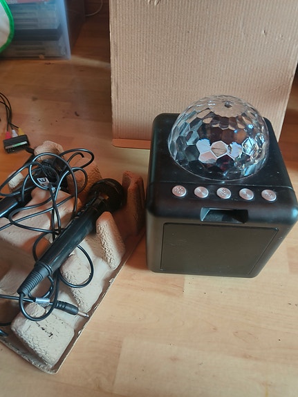 Product image 3 of 3