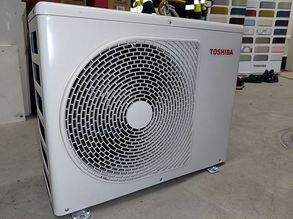 Product image 2 of 8