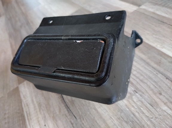 Citroen lasinpyyhinmoottorin kuori
