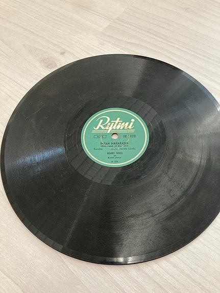 Product image 2 of 6