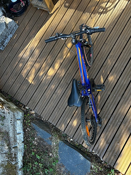 Product image 8 of 9