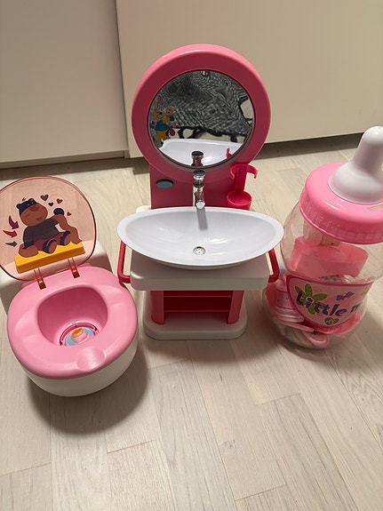 Baby Born WC kalusteet