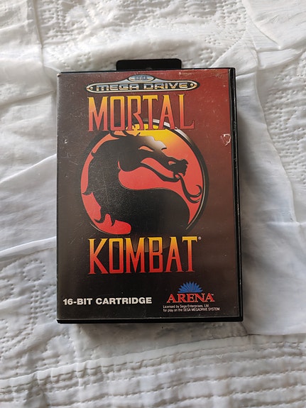 Sega Mega Drive Mortal Kombat peli