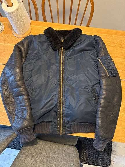 Alpha Industries Talvi Bomber takki