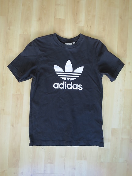 Adidas t-paita XS musta puuvilla