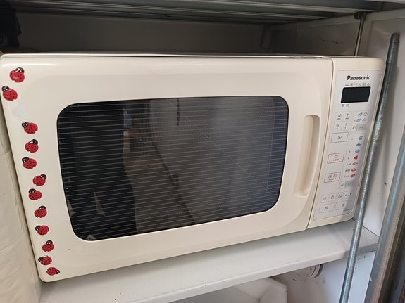 Panasonic mikroaaltouuni