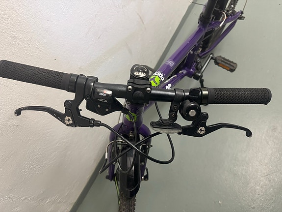 Product image 6 of 9