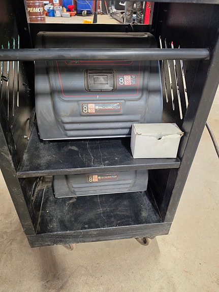 Product image 2 of 8