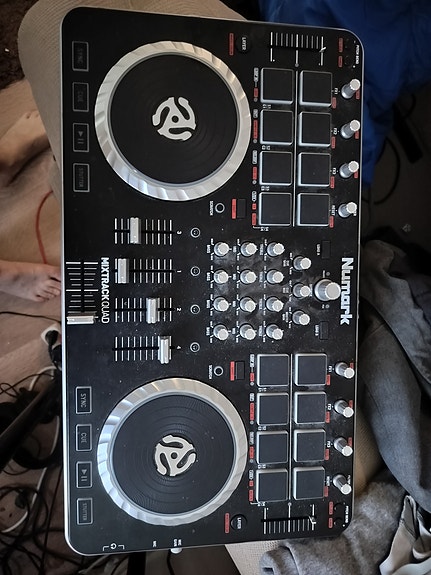 Product image 2 of 4