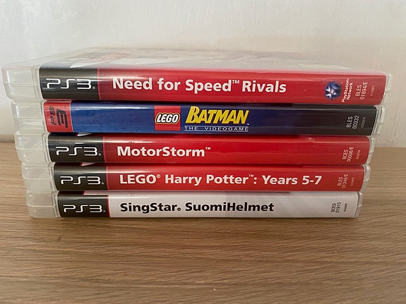 PS3 pelejä