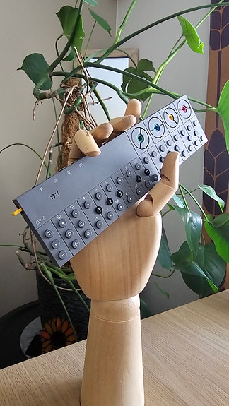 Product image 2 of 3