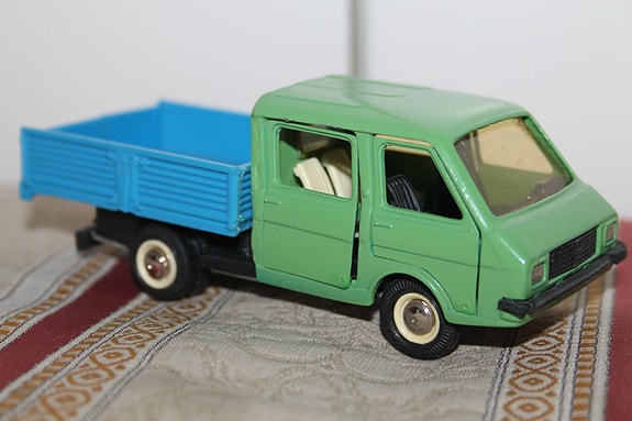 Product image 3 of 9