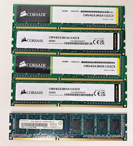 Corsair DDR3 RAM-muistit