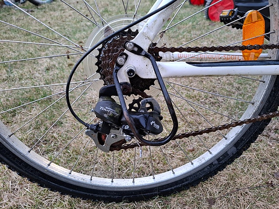 Product image 2 of 6