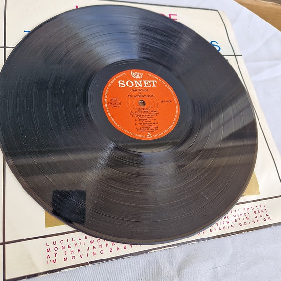 Product image 3 of 4