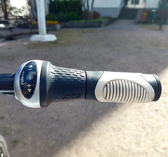 Product image 6 of 9