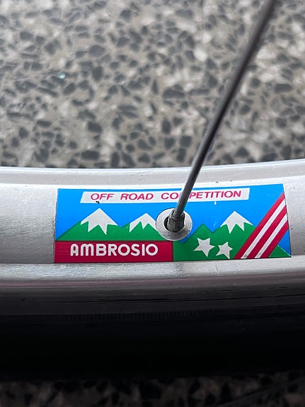 Product image 8 of 9