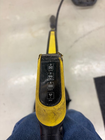 Product image 8 of 9