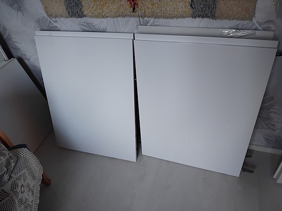Ikea Voxtorp keittiökaapin ovet