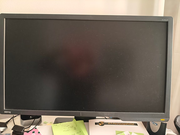 BenQ XL2411P  LCD näyttö